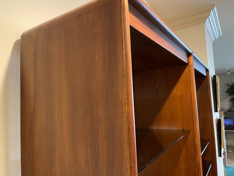 Lou Hodges For California Design Group Stained Oak 2-Piece Bookcase Wall Unit Cabinet 62W X 18D X 77H [Photo 11]