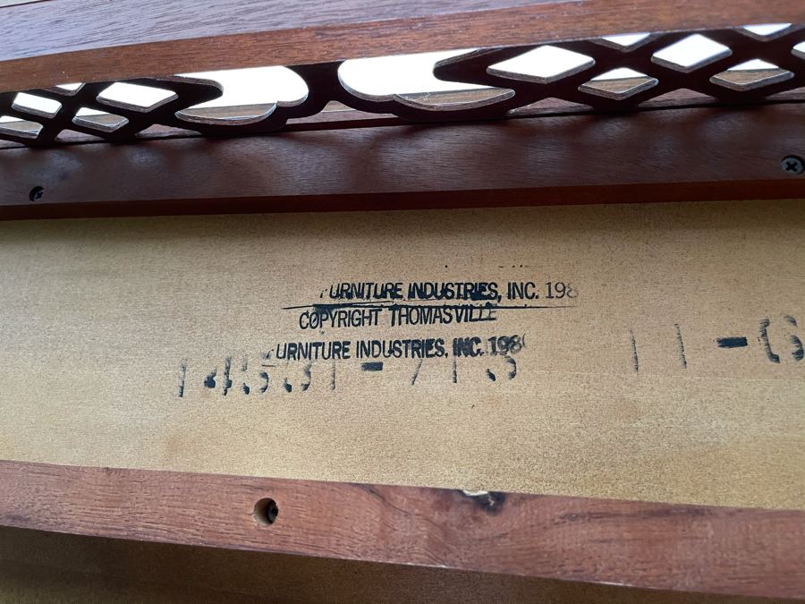 Thomasville Console Table 54W X 17D X 27H [Photo 8]