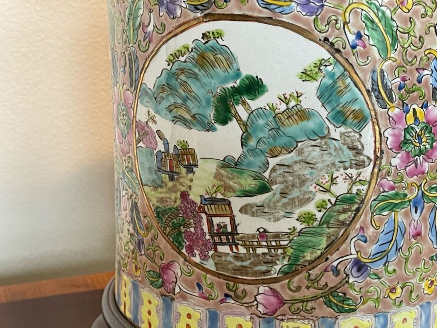 Vintage Chinese Porcelain Famille Rose Table Lamp With Shade 9W X 27H [Photo 10]