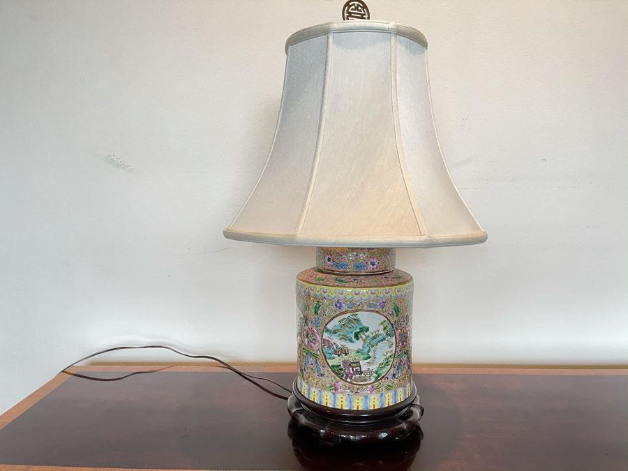 Vintage Chinese Porcelain Famille Rose Table Lamp With Shade 9W X 27H [Photo 2]