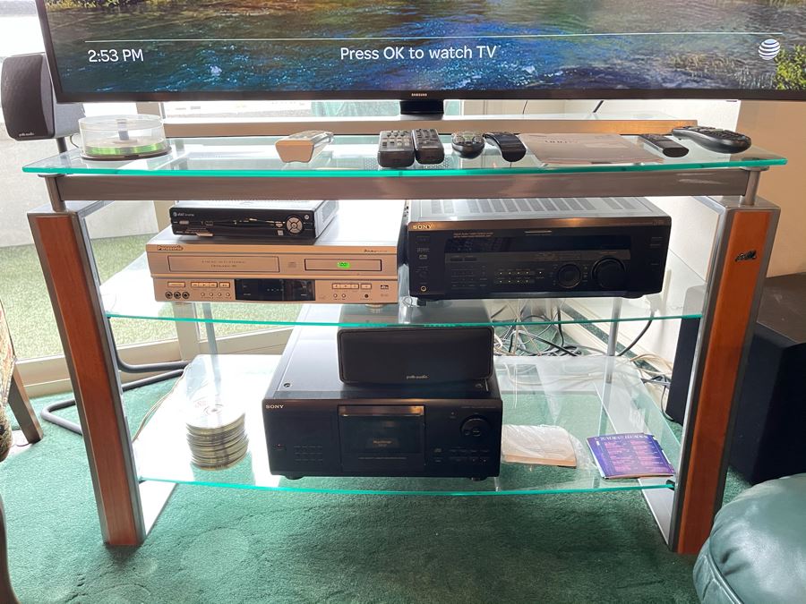 Bell'O Italian Metal And Glass TV Entertainment Stand 45W X 23D X 28H [Photo 2]