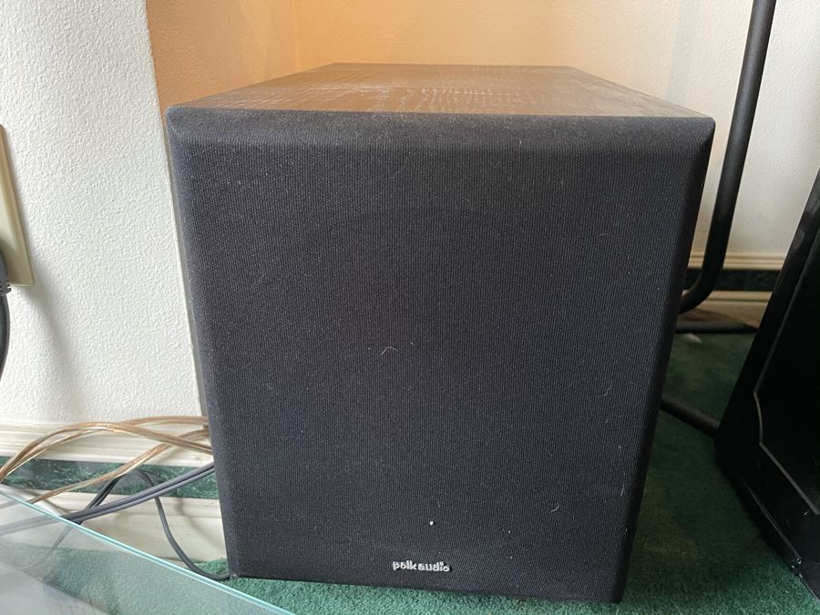 Polk Audio RM Series 6-Piece Home Theater Speaker System With 2 Metal Speaker Stands [Photo 7]