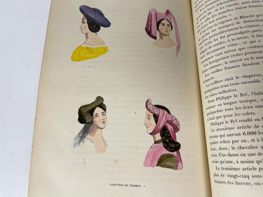 Antique 1847 First Volume Book: Costume Du Moyen Age: D'Apres Les Manuscripts Bruxelles With Color Plates 7 X 11 - See Photos [Photo 29]