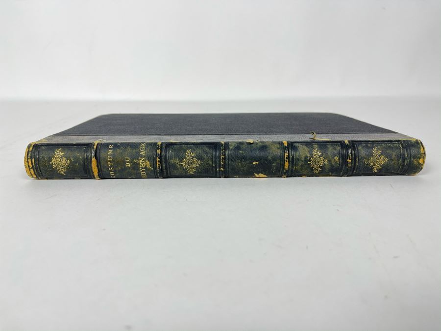 Antique 1847 First Volume Book: Costume Du Moyen Age: D'Apres Les Manuscripts Bruxelles With Color Plates 7 X 11 - See Photos [Photo 3]
