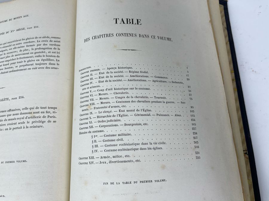 Antique 1847 First Volume Book: Costume Du Moyen Age: D'Apres Les Manuscripts Bruxelles With Color Plates 7 X 11 - See Photos [Photo 34]