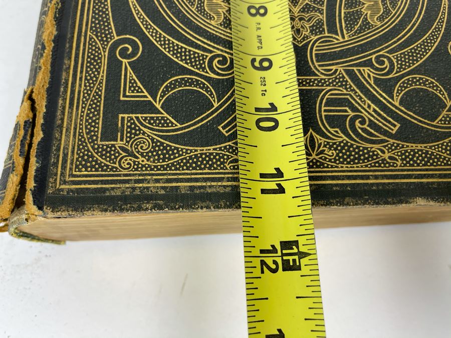 Antique 1871 French Paris Book Moeurs, Usages Et Costumes Au Moyen Age La Renaissance Par Paul Lacroix With Beautiful Color Chromolithographic Plates (15 Color Plates / Plus Lots Of Engravings) 8 X 11 - See Photos [Photo 19]