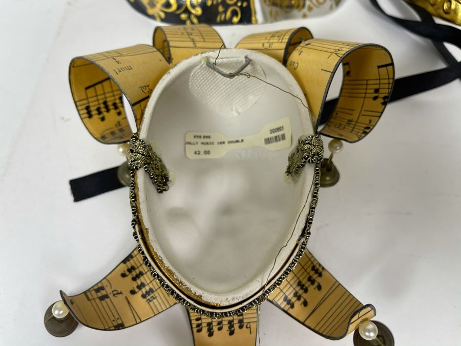 Venetian Italian Masks And Book: Venezia In Maschera [Photo 7]