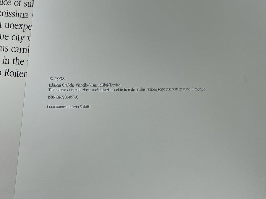 Venetian Italian Masks And Book: Venezia In Maschera [Photo 11]