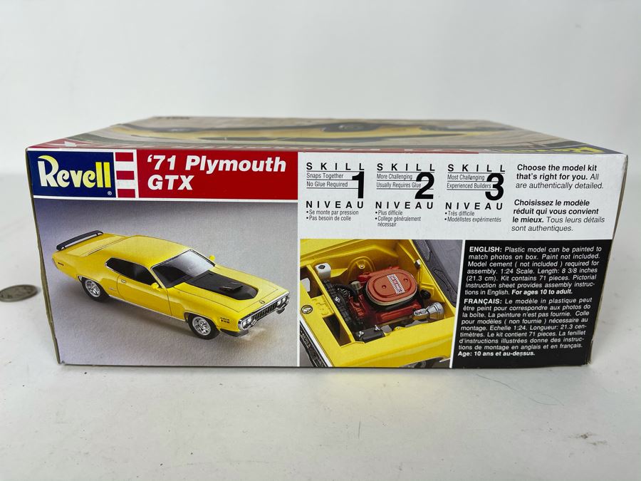 Revell 1971 Plymouth GTX Car Model Kit 1995 [Photo 6]