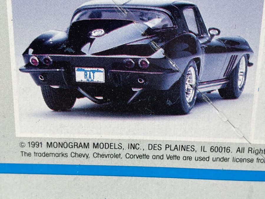 Monogram 1965 Vette Street Machine Car Model 1991 [Photo 5]