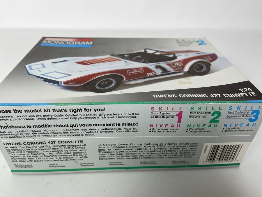 Monogram Owens Corning 427 Corvette Car Model 1991 [Photo 2]