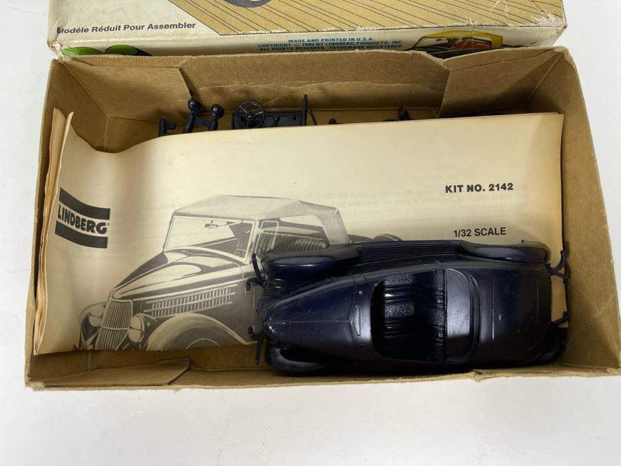 Lindberg 1936 Ford Roadster Car Model Kit 1980 [Photo 6]