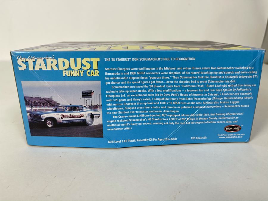 Polar Lights Don Schumacher's Stardust Funny Car Model Kit 1999 [Photo 4]
