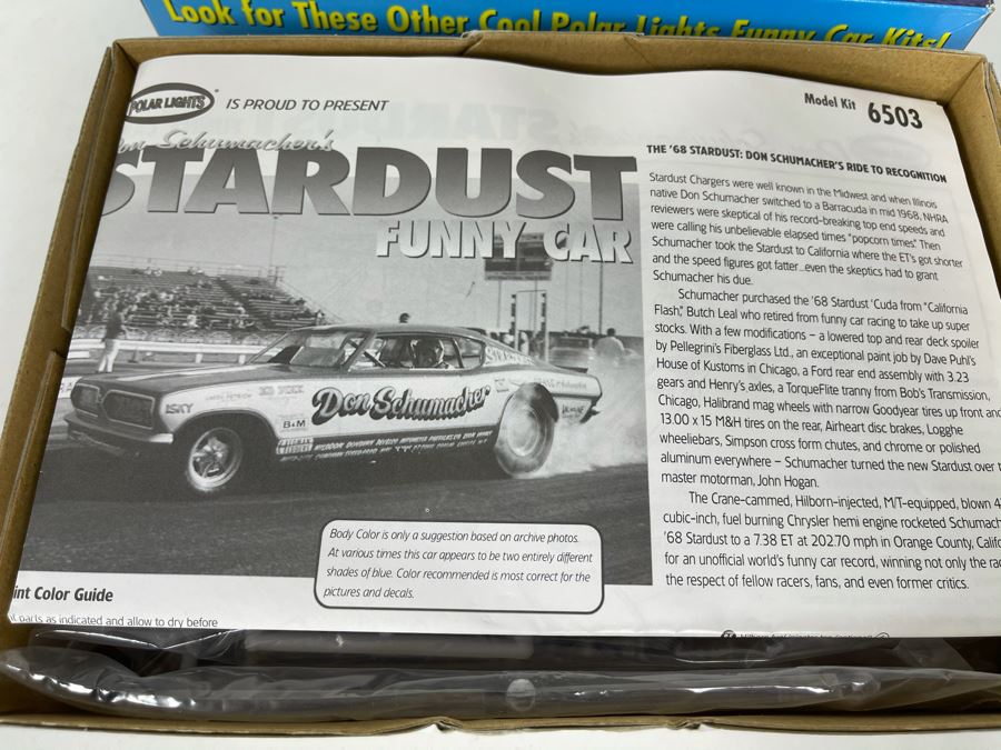 Polar Lights Don Schumacher's Stardust Funny Car Model Kit 1999 [Photo 8]