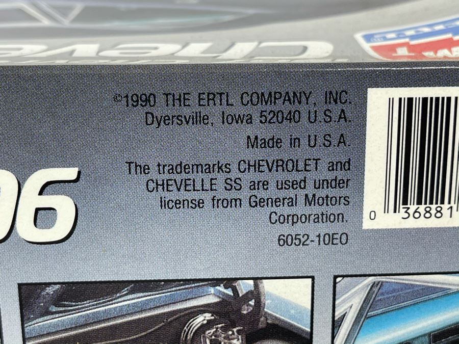 AMT Ertl 1967 Chevrolet Chevelle SS396 Car Model Kit 1990 [Photo 5]
