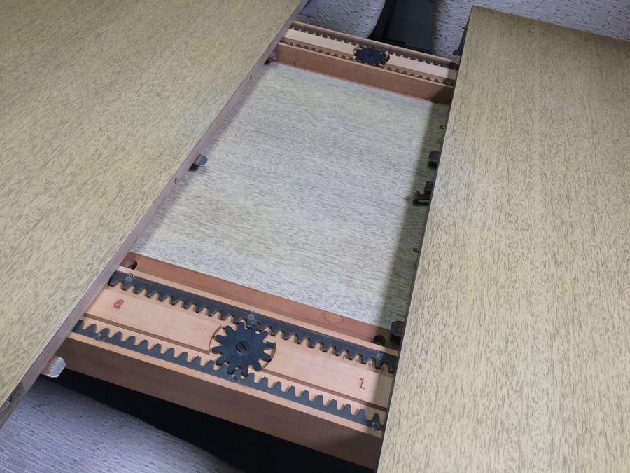 Rway R-Way Retro Mid Century Dining Table with 6 Chairs and 2 Hidden Leaves [Photo 10]