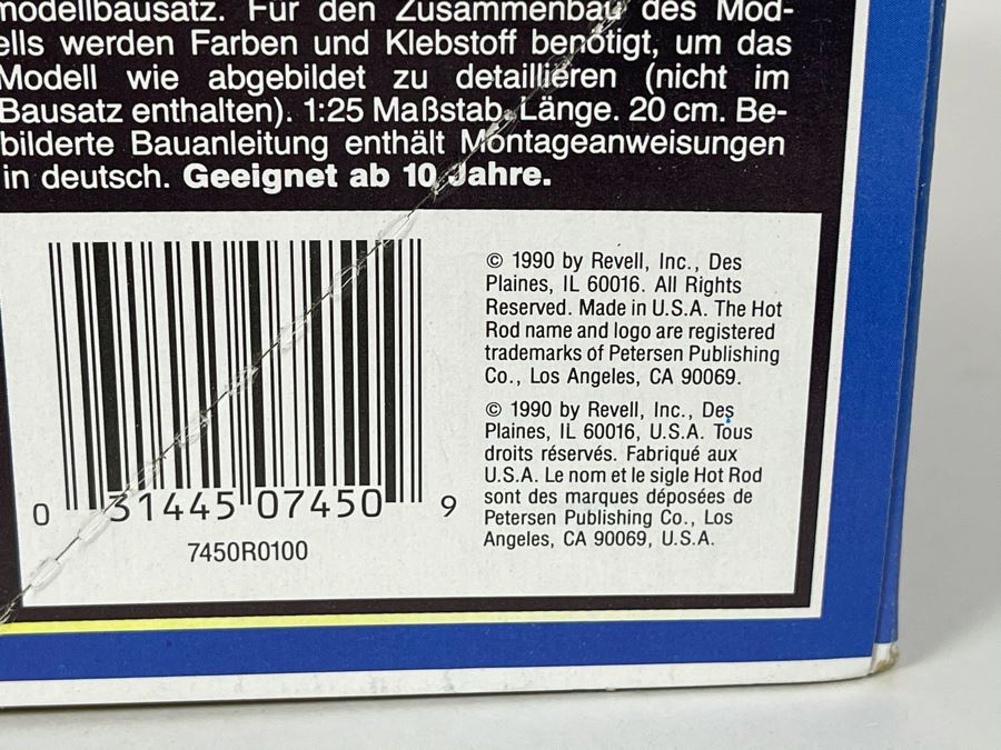 Revell Hot Rod Tasca Ford Thunderbolt Car Model Kit 1990 [Photo 6]