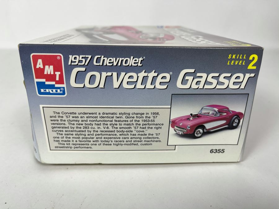 AMT Ertl 1957 Chevrolet Corvette Gasser Car Model Kit 1990 [Photo 3]
