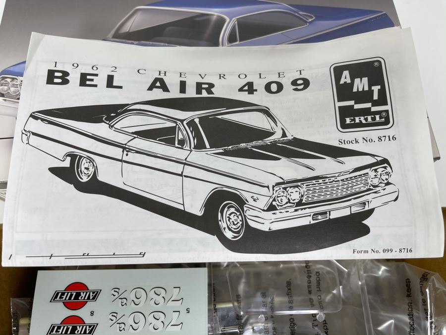 AMT Ertl 1962 Chevrolet Bel Air 409 Car Model Kit 1993 [Photo 8]