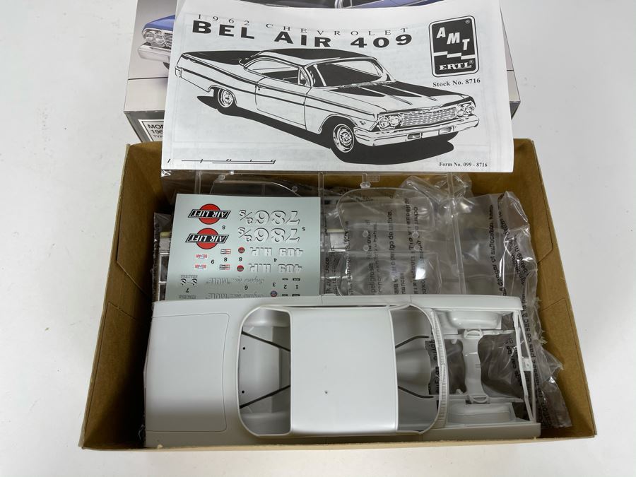 AMT Ertl 1962 Chevrolet Bel Air 409 Car Model Kit 1993 [Photo 7]