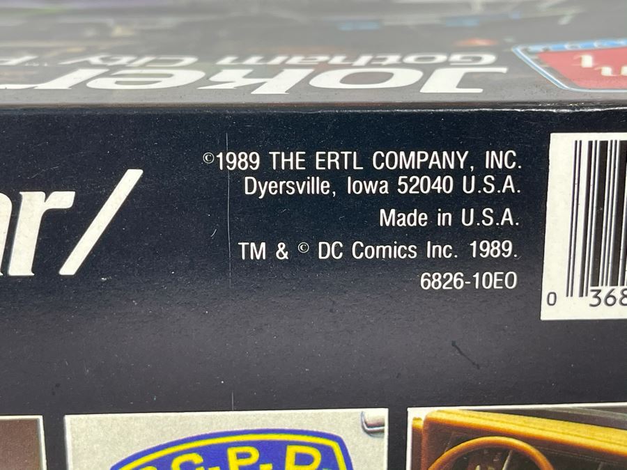 AMT ERTL Joker Goon Car / Gotham City Police Car From Batman Model Kit 1989 [Photo 5]
