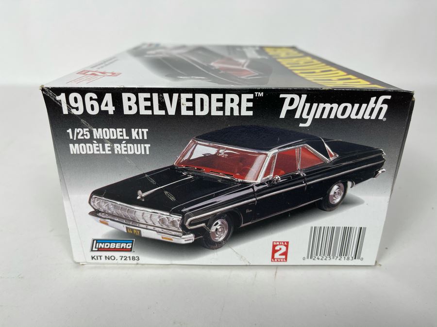 Lindberg 1964 Plymouth Belvedere Car Model Kit 1988 [Photo 3]