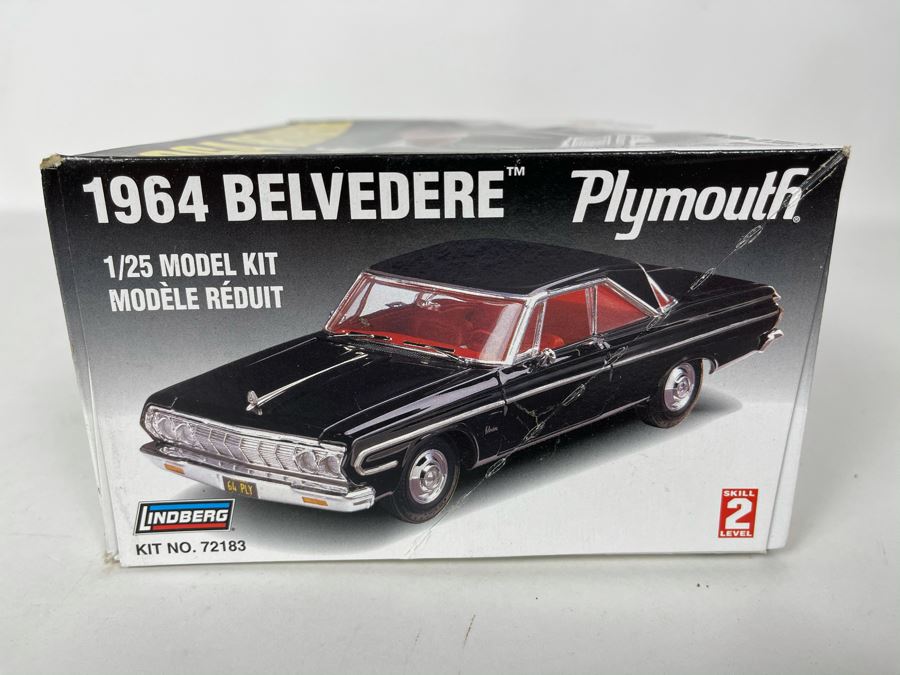 Lindberg 1964 Plymouth Belvedere Car Model Kit 1988 [Photo 6]