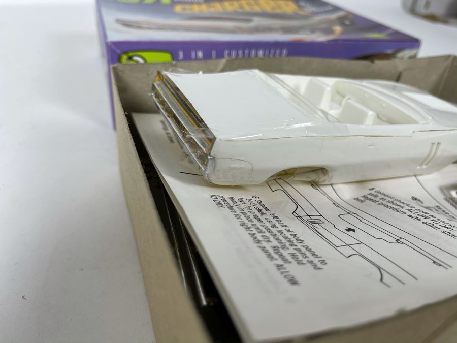 Palmer 1971 Dodge Charger R/T Hemi Hardtop Car Model Kit [Photo 7]