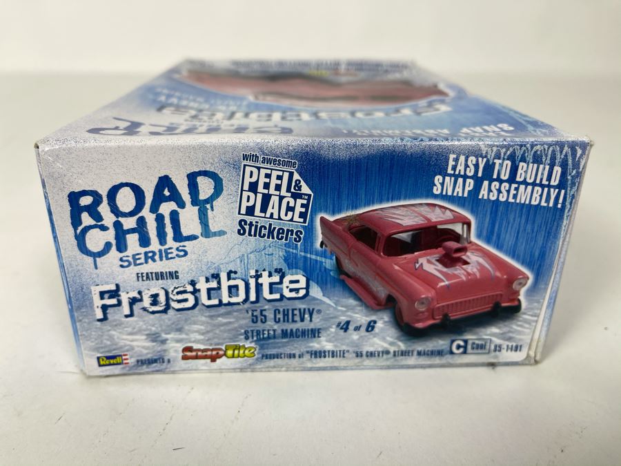 Revel Road Chill Series Frostbite Snap Tite Car Model Kit 2005 [Photo 5]