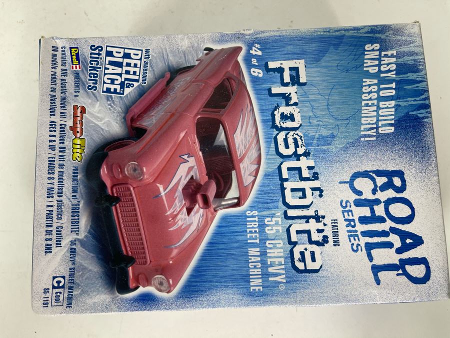 Revel Road Chill Series Frostbite Snap Tite Car Model Kit 2005 [Photo 2]