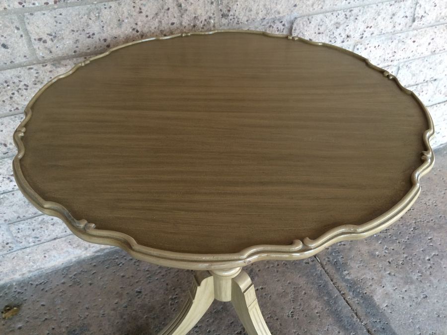 Painted Round Candle Stand Table [Photo 2]