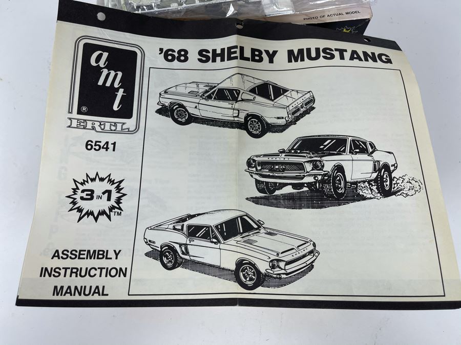 AMT Ertl 1968 GT-500 Shelby Mustang Car Model Kit [Photo 8]