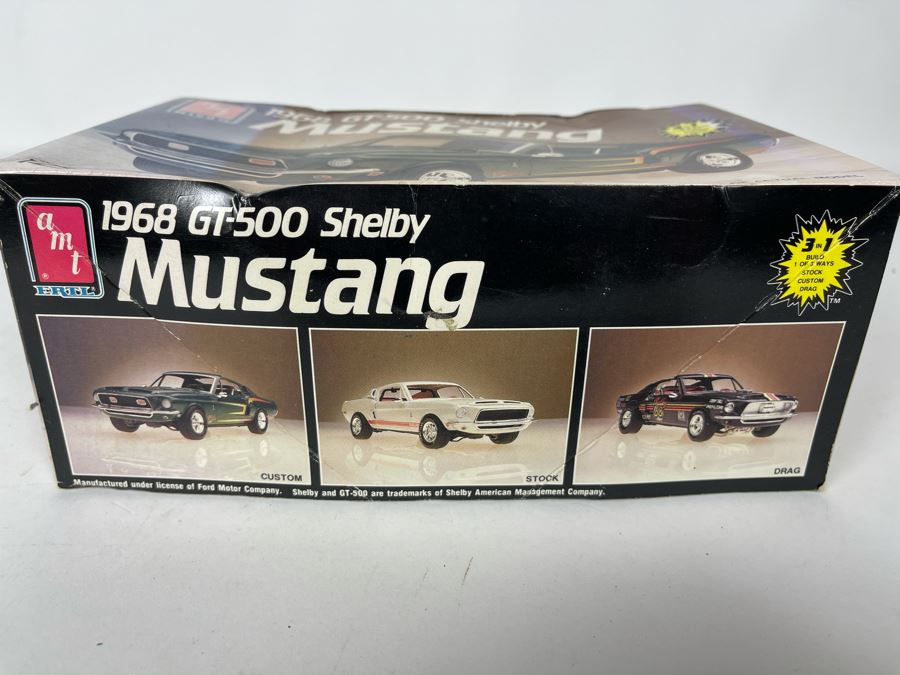 AMT Ertl 1968 GT-500 Shelby Mustang Car Model Kit [Photo 2]