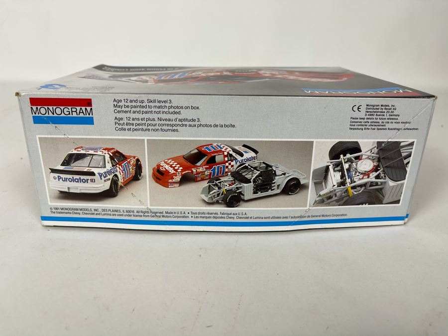 Monogram #10 Purolator Lumina Car Model Kit 1991 [Photo 4]