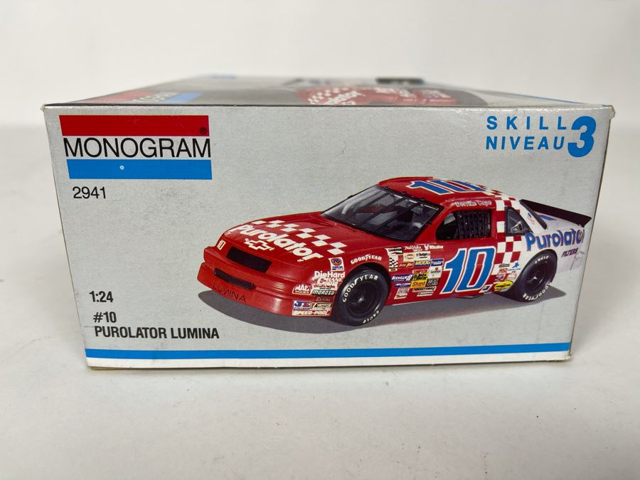 Monogram #10 Purolator Lumina Car Model Kit 1991 [Photo 6]