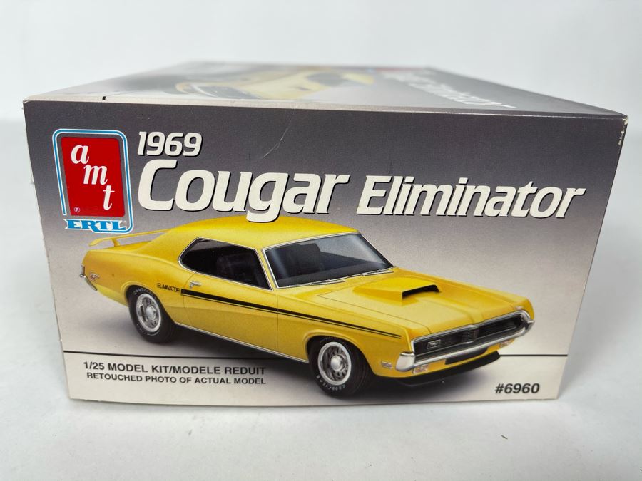 AMT Ertl 1969 Cougar Eliminator Car Model Kit 1991 [Photo 3]