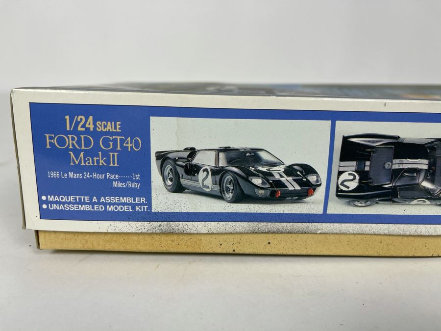 Japanese Fujimi Ford GT40 Mark II Car Model Kit 1989 - Model Partly Started [Photo 3]
