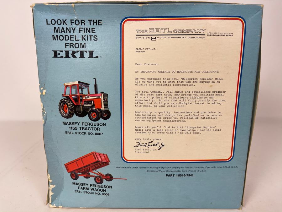 Ertl Massey Ferguson Spirit Of America Tractor Model Kit 1975 [Photo 7]