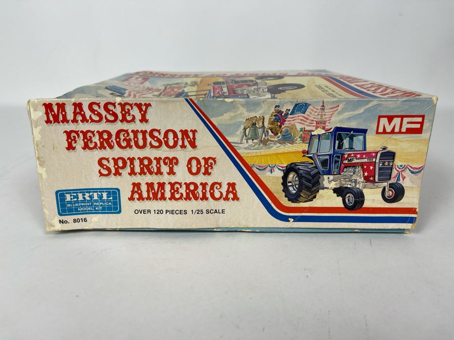 Ertl Massey Ferguson Spirit Of America Tractor Model Kit 1975 [Photo 6]