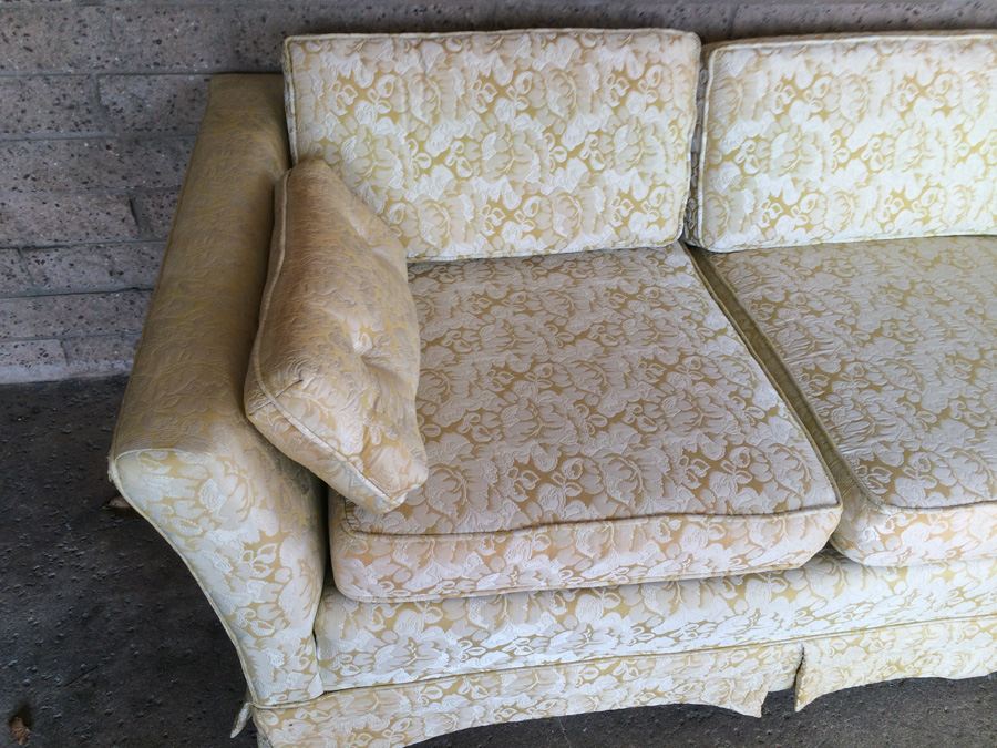 Mid-Century Yellow Sofa [Photo 5]