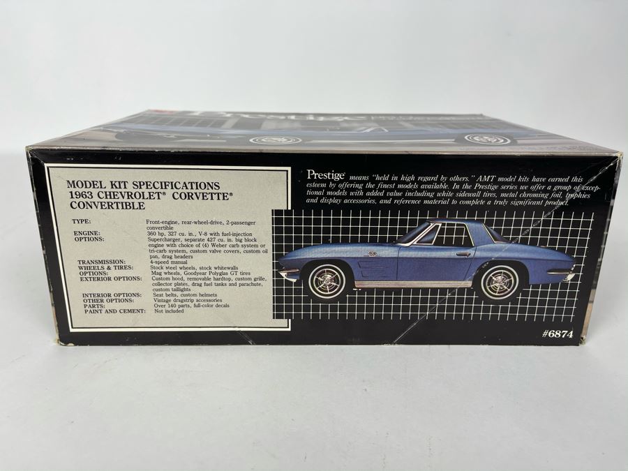 AMT Ertl Prestige 1963 Chevrolet Corvette Convertible Car Model Kit 1990 [Photo 2]