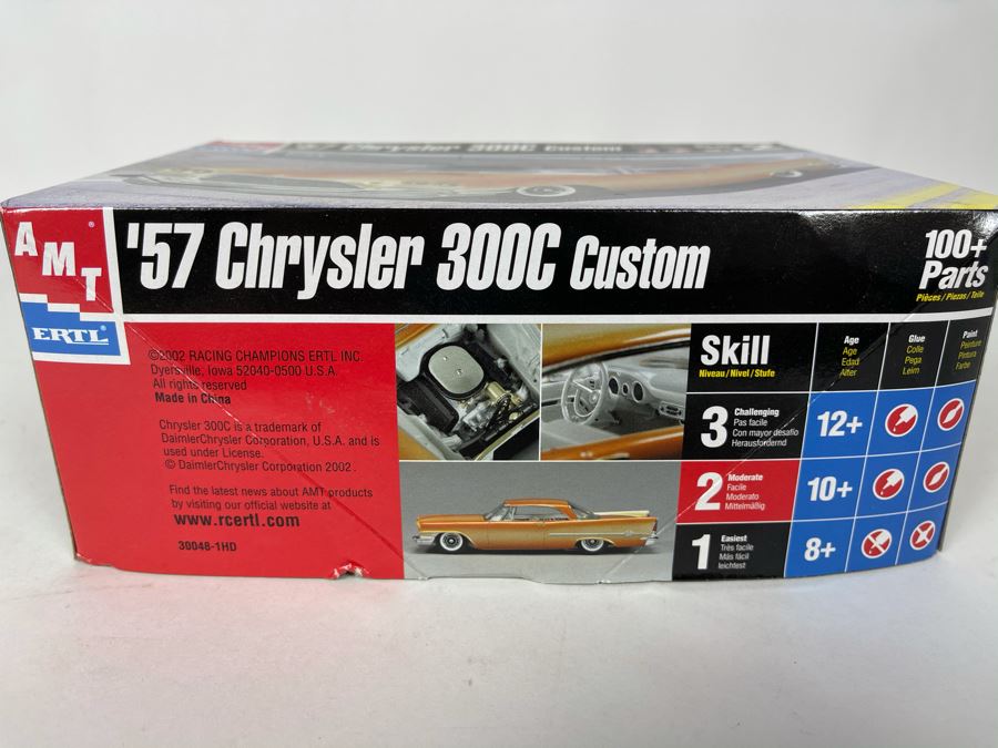 AMT Ertl 1957 Chrysler 300C Custom Car Model Kit 2002