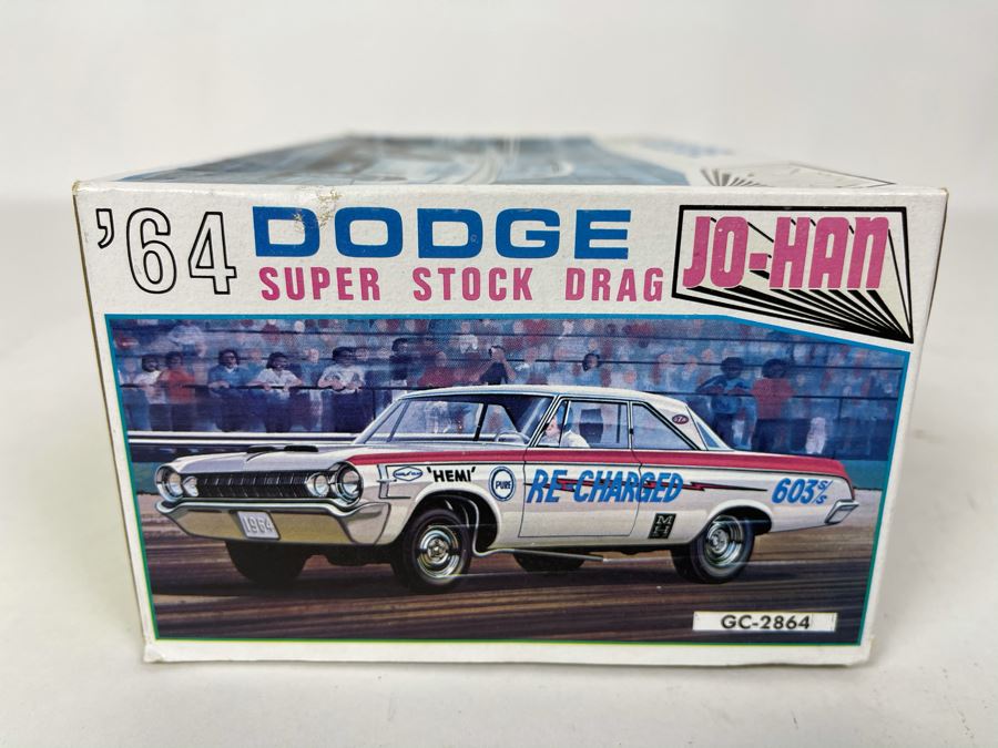 Jo-Han 1964 Dodge Super Stock Car Model Kit [Photo 5]