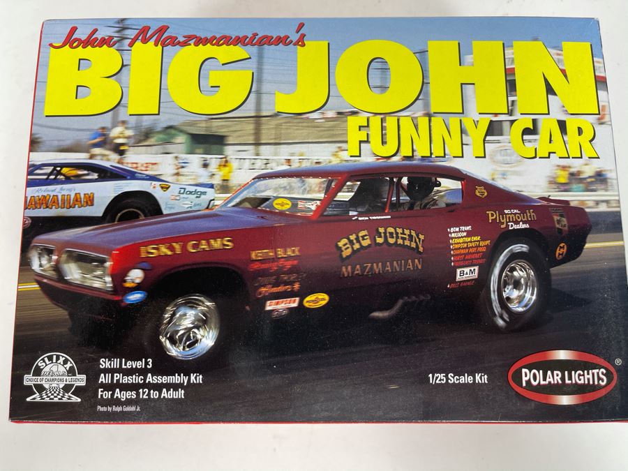 Polar Lights John Mazmanian's Big John Funny Car Car Model Kit [Photo 1]