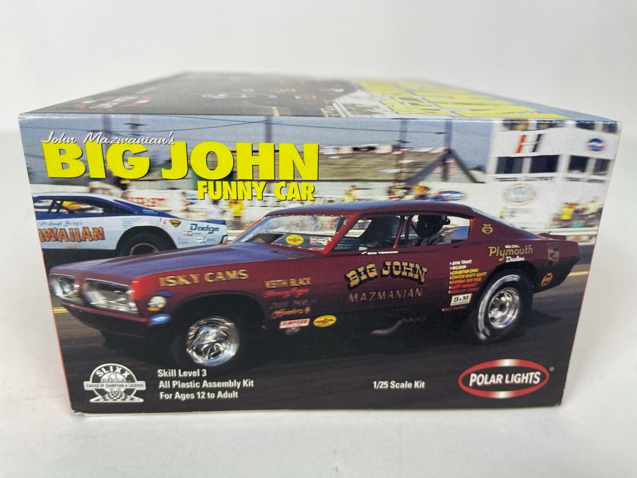 Polar Lights John Mazmanian's Big John Funny Car Car Model Kit [Photo 3]