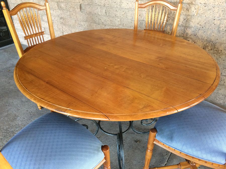 Ethan Allen Table with 4 Chairs and 2 Leaves [Photo 2]
