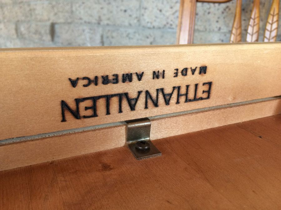 Ethan Allen Table with 4 Chairs and 2 Leaves [Photo 9]