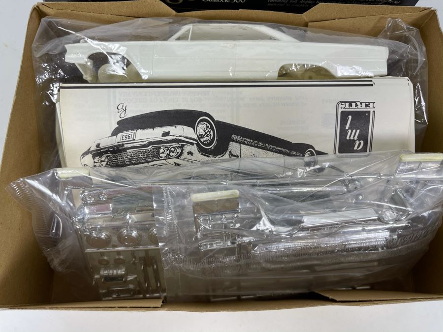 AMT Ertl Prestige 1963 Ford Galaxie 500 Car Model Kit 1987 [Photo 9]