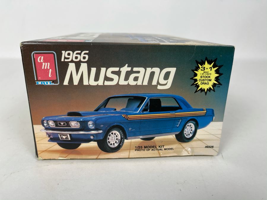 AMT Ertl 1966 Mustang Car Model Kit 1986 [Photo 6]