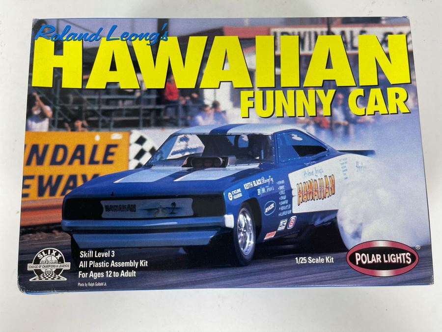Polar Lights Roland Leong's Hawaiian Funny Car Model Kit 1999